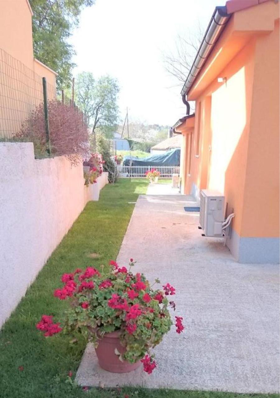 Apartment Shankini Pula Exterior photo